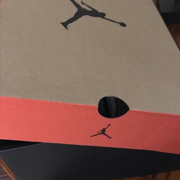 Jordan 12 unc - Picture 2 of 8